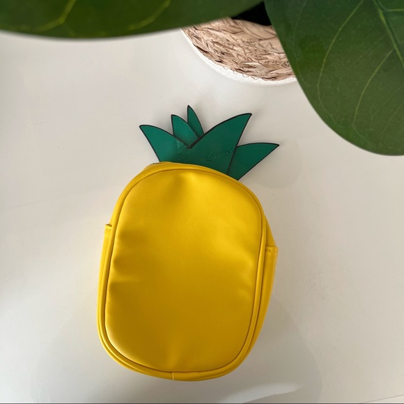 Pineapple Purse - Picture 2 of 5